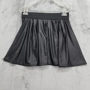Vintage Y2K Valia Skirt Womens M Black Faux Leather Pull On Stretch‎ Mini Casual